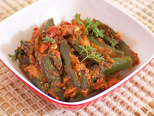 晚餐不知道吃什么？酿秋葵 (Stuffed Bhindi) 食谱