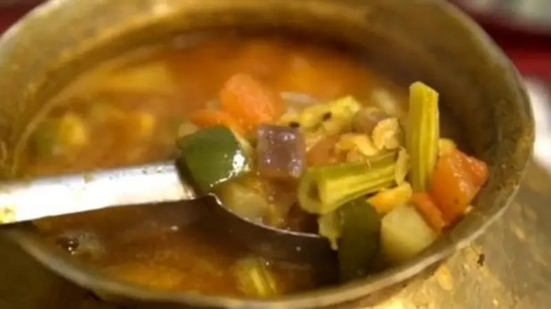 Yaxin美食城的美食，到底有多少是真正的Yaxin风味？