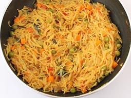 米粉 uppma（细米粉 uppma）食谱（附步骤图）